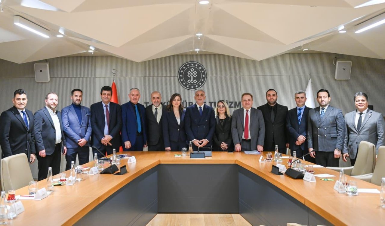 Radyo ve televizyon yayıncılarından Bakan Ersoy’a kritik ziyaret