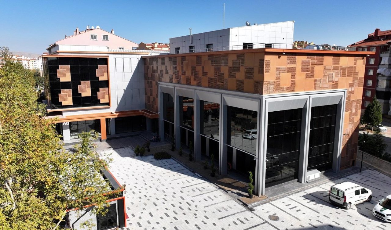 Konya’da “Güçlü Aileler için Yaşam Becerileri’’ konferansı düzenlendi