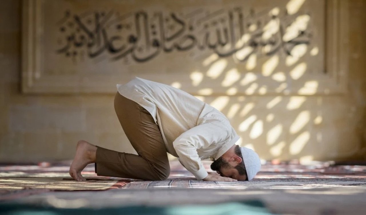 12 rekatlık Miraç namazı kılınışı: Miraç Kandili namazı nasıl kılınır?