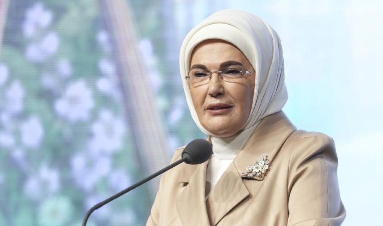 Emine Erdoğan’dan öğrencilere yarıyıl tatili tebriği