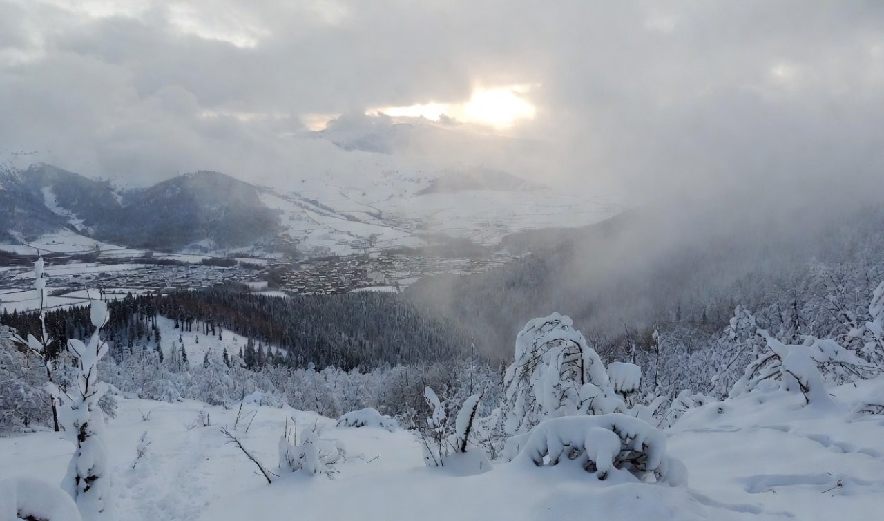 Türkiye beyaz örtü altında: Kar kalınlığı yer yer 2 metreyi aştı!