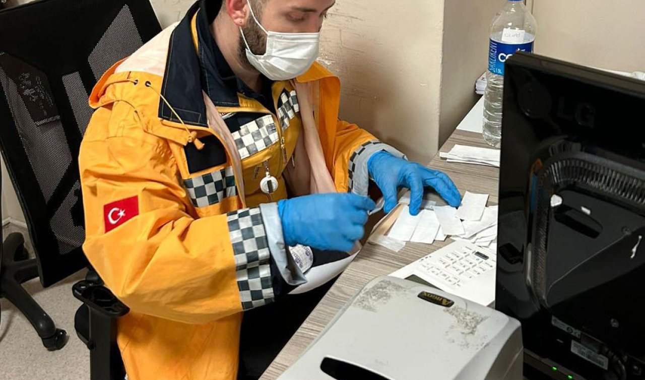 Oğlunun öldürülmesine ilişkin görüntüleri izlerken gözyaşına boğuldu