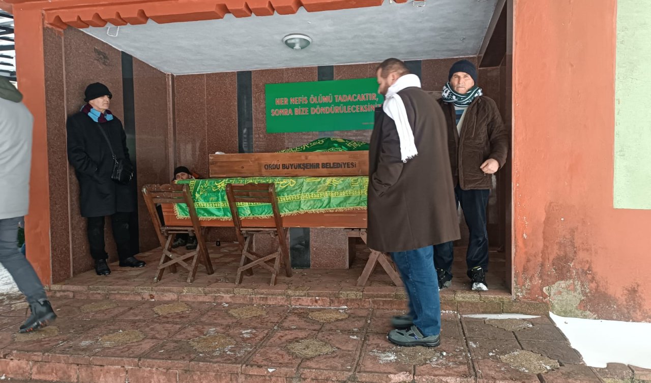 Ağabeyinin ölüm haberini aldı aynı gün kalp krizi geçirip hayatını kaybetti
