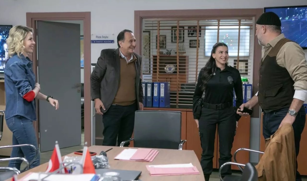 Arka Sokaklar 736. bölüm full izle neden yok, nereden izlenir? Kanal D Arka Sokaklar 736. bölüm full izle YouTube’da var mı? Arka Sokaklar 736. Bölüm Full İzle: Yeni Bölüm Nereden Takip Edilebilir?