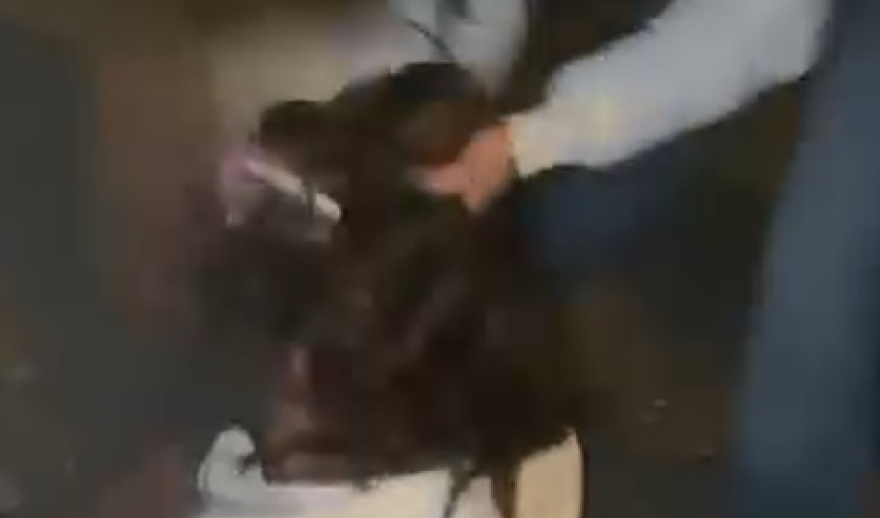 Akran zorbalığı: Genç kızı tekme tokat dövdü! O anlar kamerada