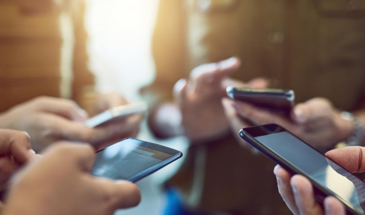 Sosyal medyadaki aşırı lüks harcama paylaşımları mercek altına alındı