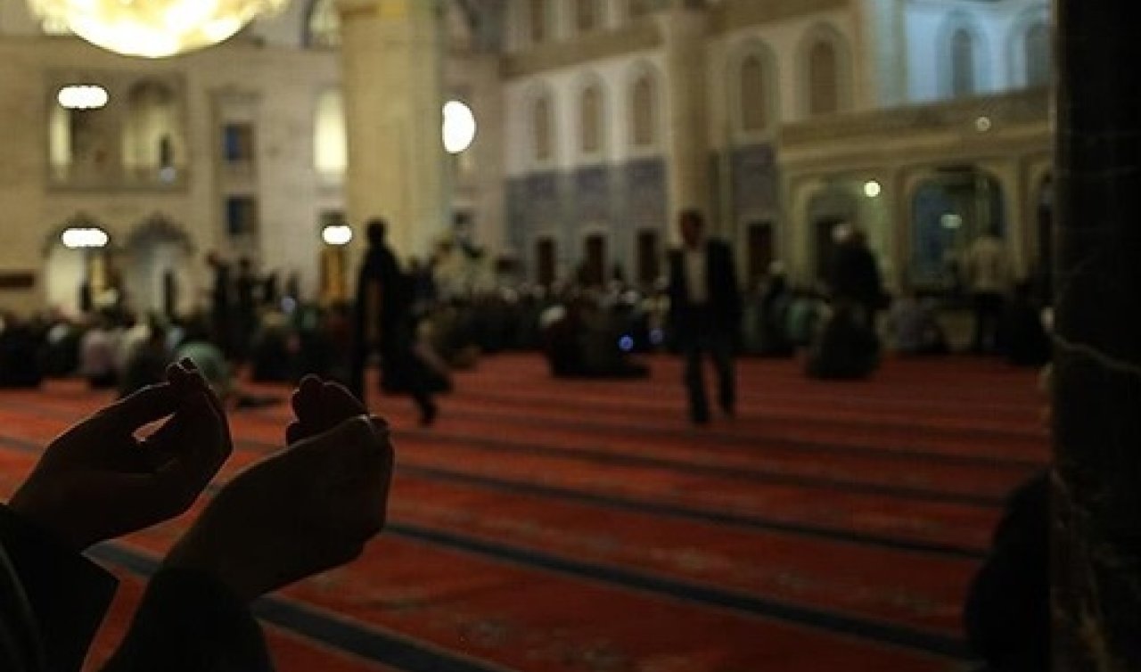 2026 Berat Kandili Ne Zaman, Hangi Gün? Diyanet Takvimi: Berat Kandili’ne Kaç Gün Kaldı? Fazileti ve Önemi