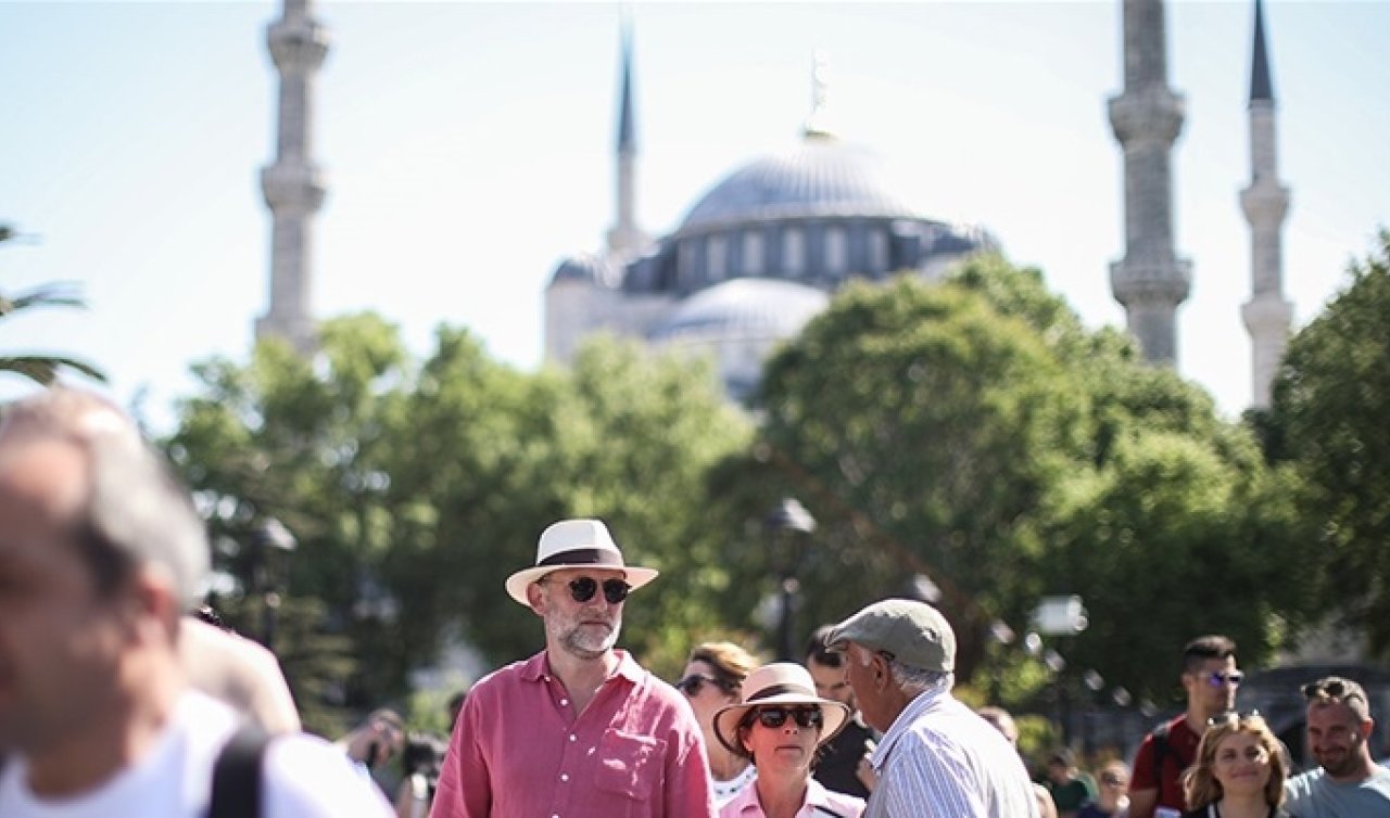 Hanutçu Nedir, Hanutçuluk Ne Demek? Turizm ve Ticarette Hanutçu Sistemi Nasıl İşler?