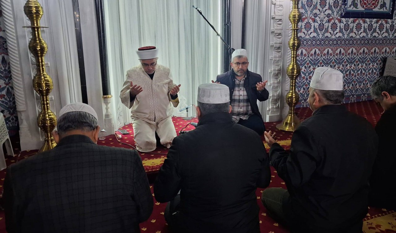 Konya’da sabah namazı buluşması 