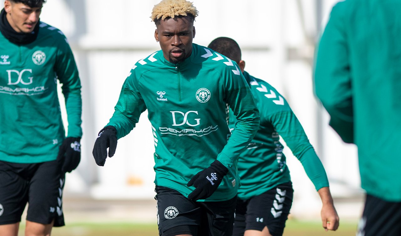 Konyaspor’da Aliağa Futbol Kulübü hazırlıkları devam etti