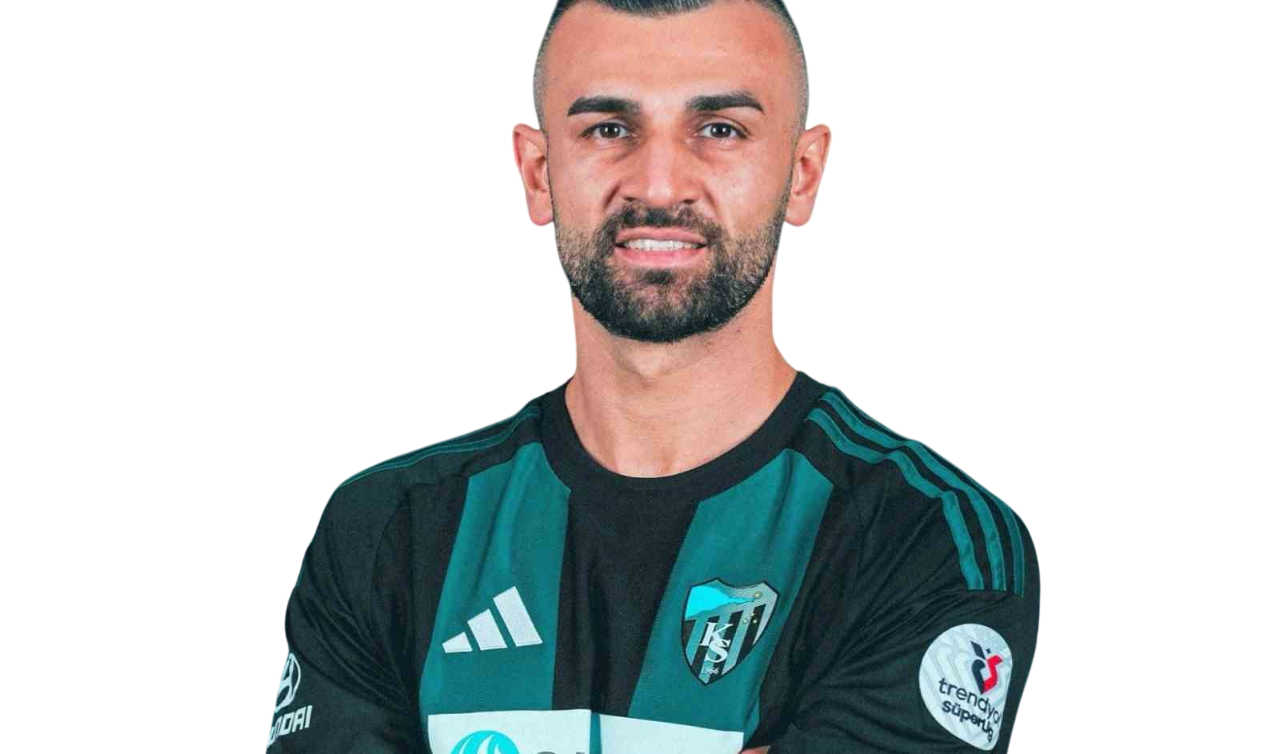 Serdar Dursun kimdir? Kaç yaşında, nereli, hangi pozisyonda oynuyor, hangi takımlarda forma giydi?