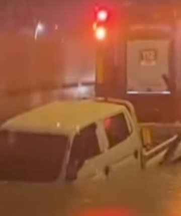 Alt geçitte mahsur kalan sürücü hayatını kaybetti