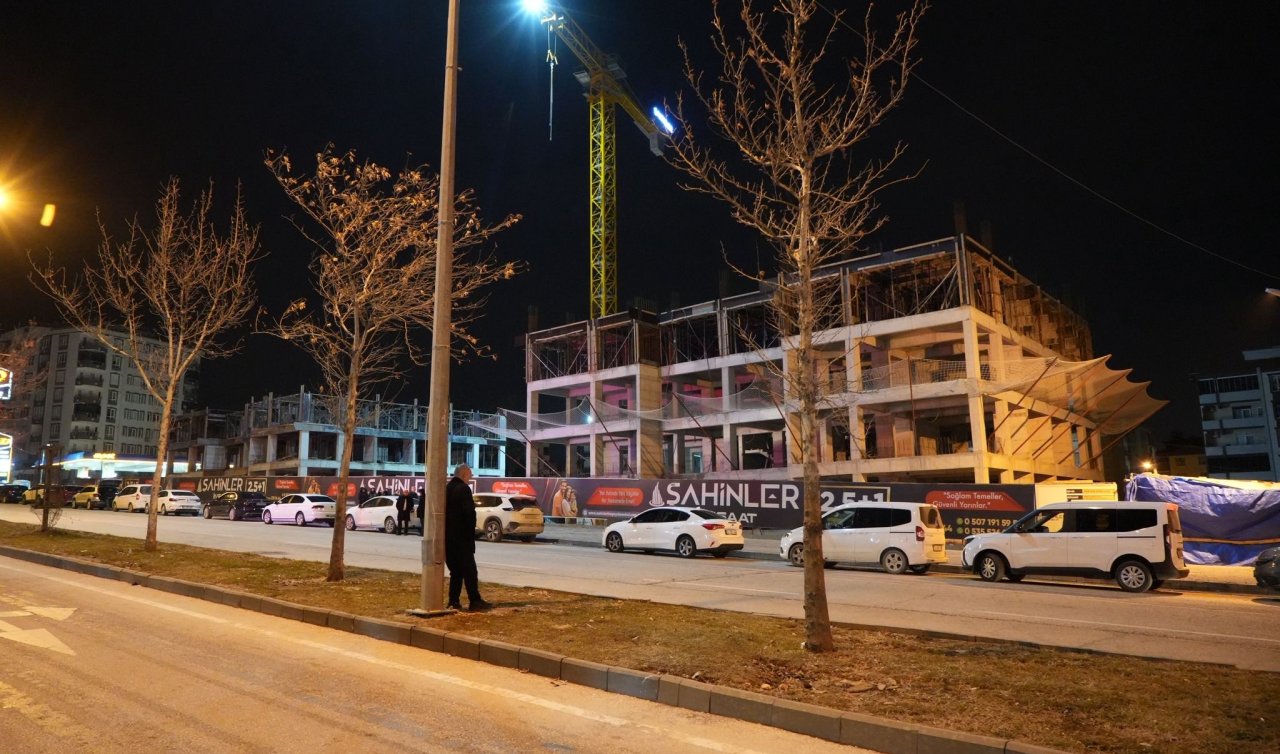 Gaziantep’te deprem şehitleri 3’üncü yılında göz yaşlarıyla anıldı