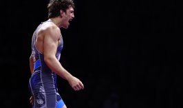 Milli güreşçi Yüksel Sarıçiçek Zagreb’te şampiyon oldu