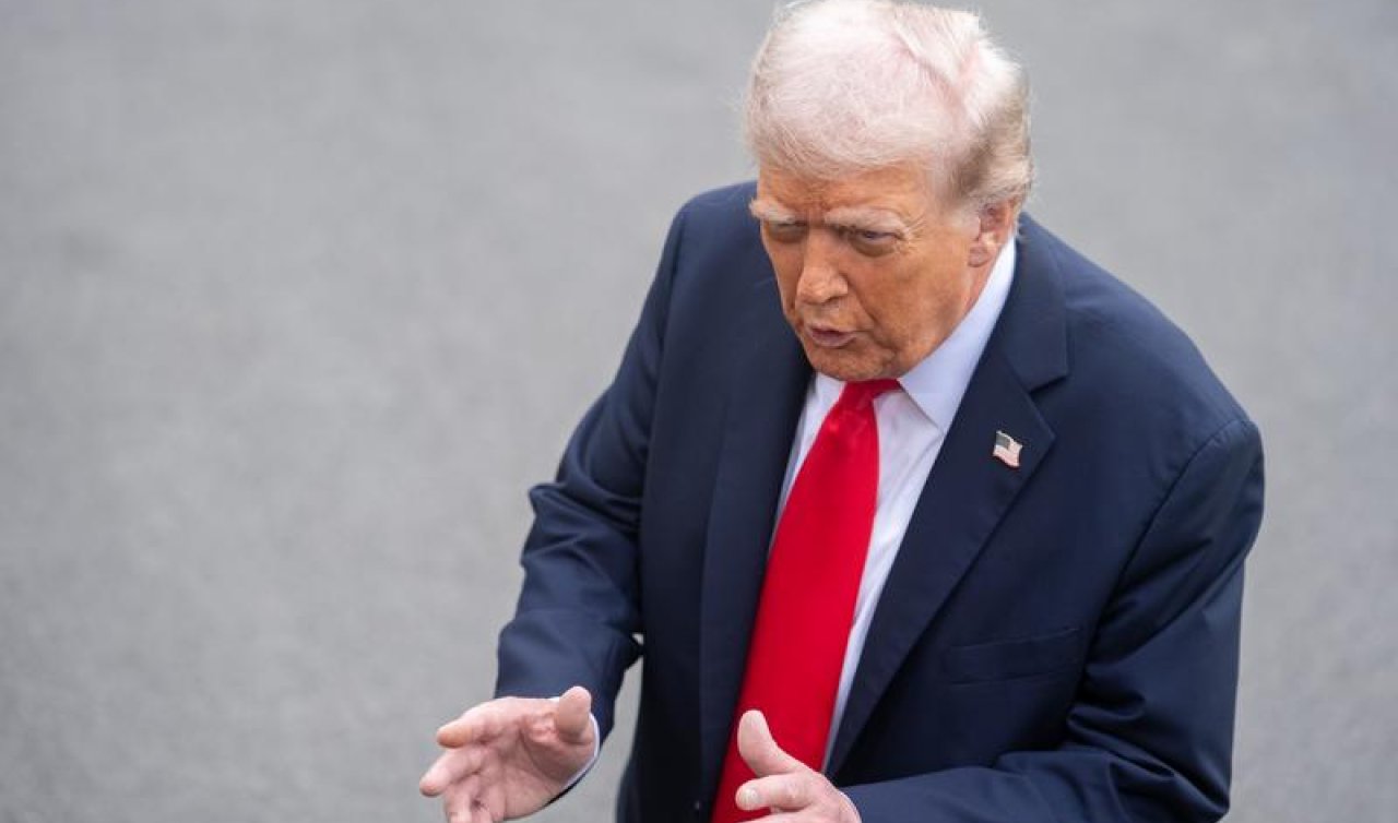 Trump Super Bowl’un devre arası şovuna tepki gösterdi