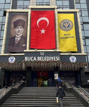 Buca Belediyesine yönelik rüşvet operasyonu: 7 tutuklama