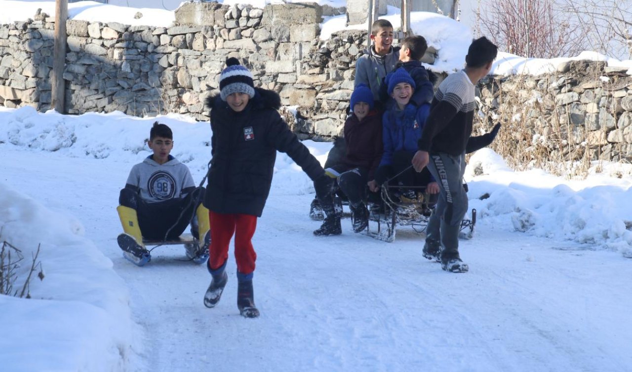 2 ilde eğitime kar engeli