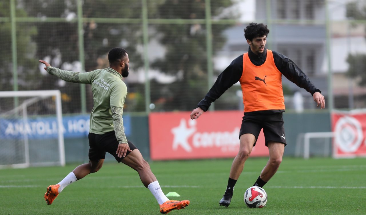 Alanyaspor Konyaspor maçı hazırlıklarına başladı