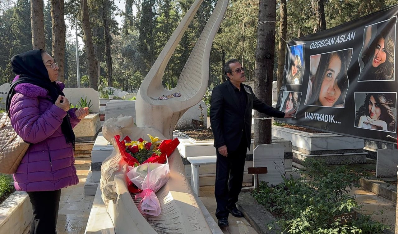 Özgecan Aslan mezarı başında anıldı: “Özgem göç edeli 11 yıl oldu. Hiçbir suçu yoktu.’’