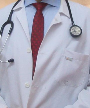 “Rüşvet’’ soruşturmasında 2 doktor tutuklandı