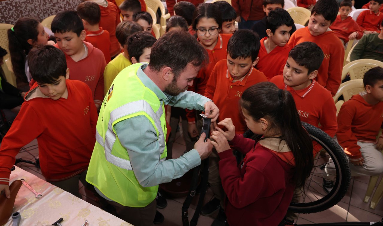 Konya Büyükşehir “Dünya Kışın İşe Bisikletle Gitme Günü“ Kapsamında etkinlikler düzenliyor