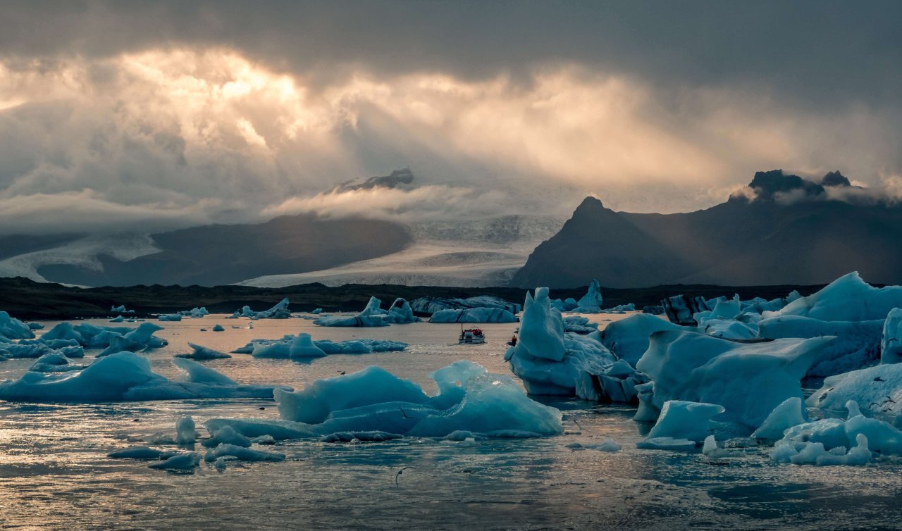 Dr. Tunçez: “İklim değişikliği ile mücadelede geleceğimiz için bugünden harekete geçmeliyiz’’
