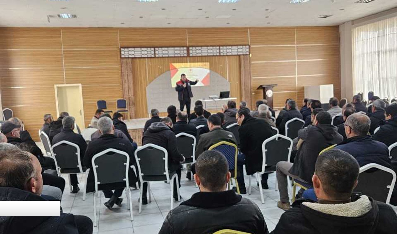 Konya İl Tarım ve Orman Müdürlüğü’nden Altınekin’de üreticilere eğitim desteği