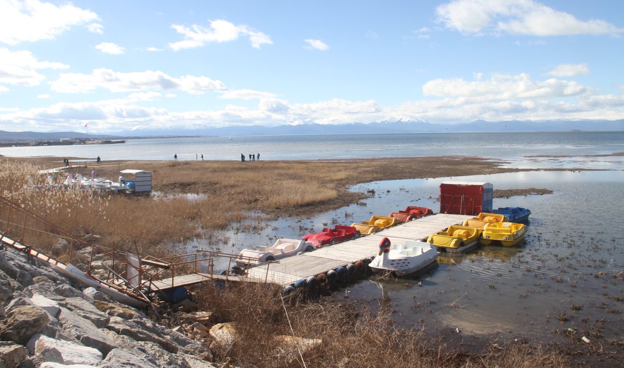 Son yağışlar Beyşehir Gölü’ne can suyu oldu