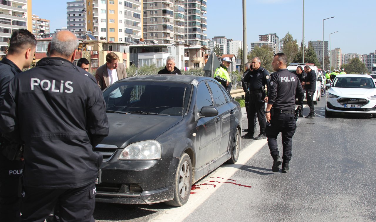 Otomobilde başından silahla vurulmuş halde ölü bulundu