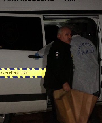 İnternette tanıştığı genç tarafından bıçaklanarak öldürüldü