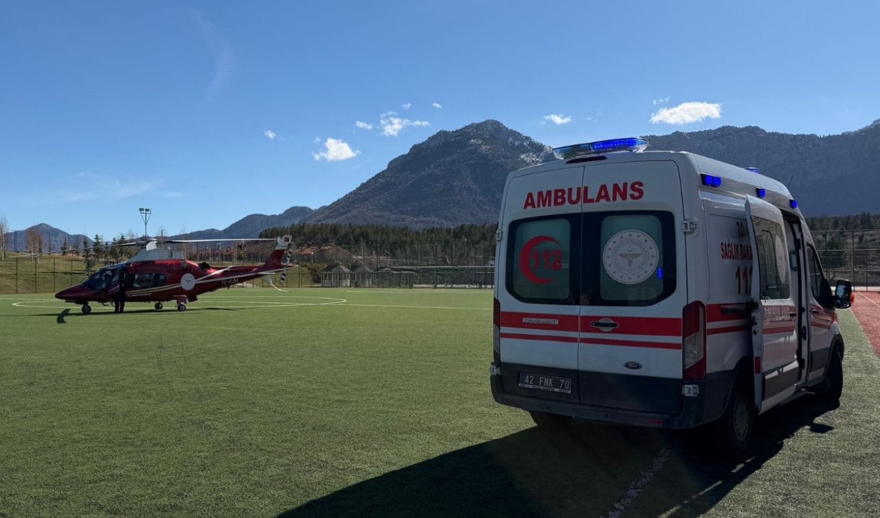 Konya’da cuma namazında kalp krizi geçiren kişi hava ambulansıyla hastaneye kaldırıldı
