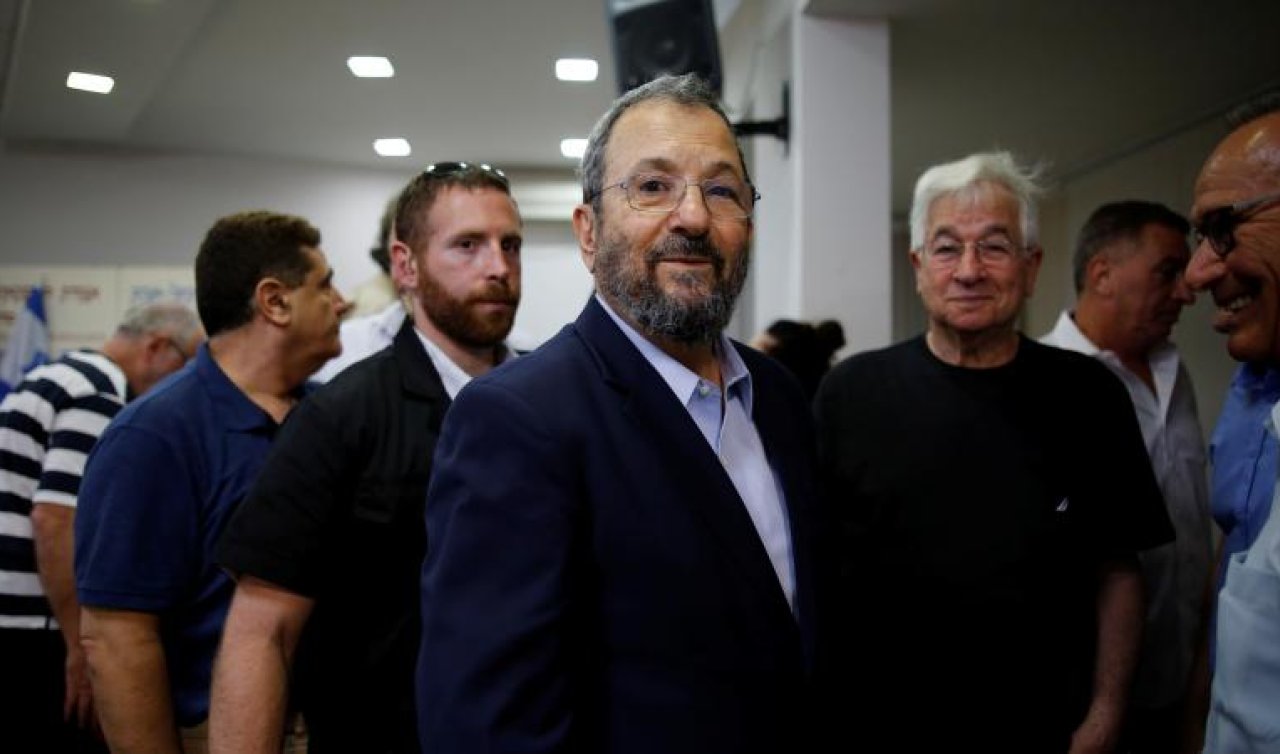 Epstein belgelerinde Ehud Barak imzasıyla kara tahtaya çizilmiş bir harita görüldü