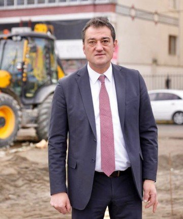 CHP’li belediye başkanı kalp krizi şüphesiyle gittiği hastanede yoğun bakıma alındı