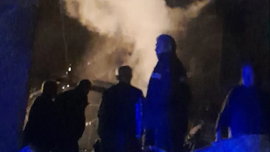 Devrilen soba yangına yol açtı: 1 kişi yaralandı