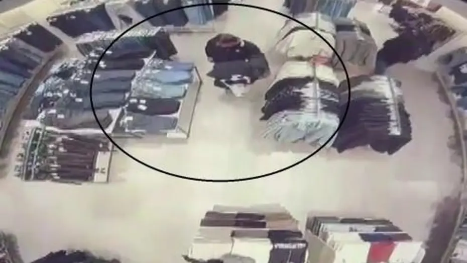 Alışveriş yapar gibi mağazaya girip hırsızlık yaptı: 118 suç kaydı ortaya çıktı!