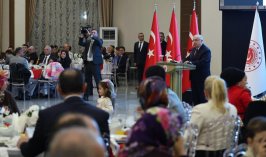 Bakan Güler şehit aileleri ile iftarda buluştu