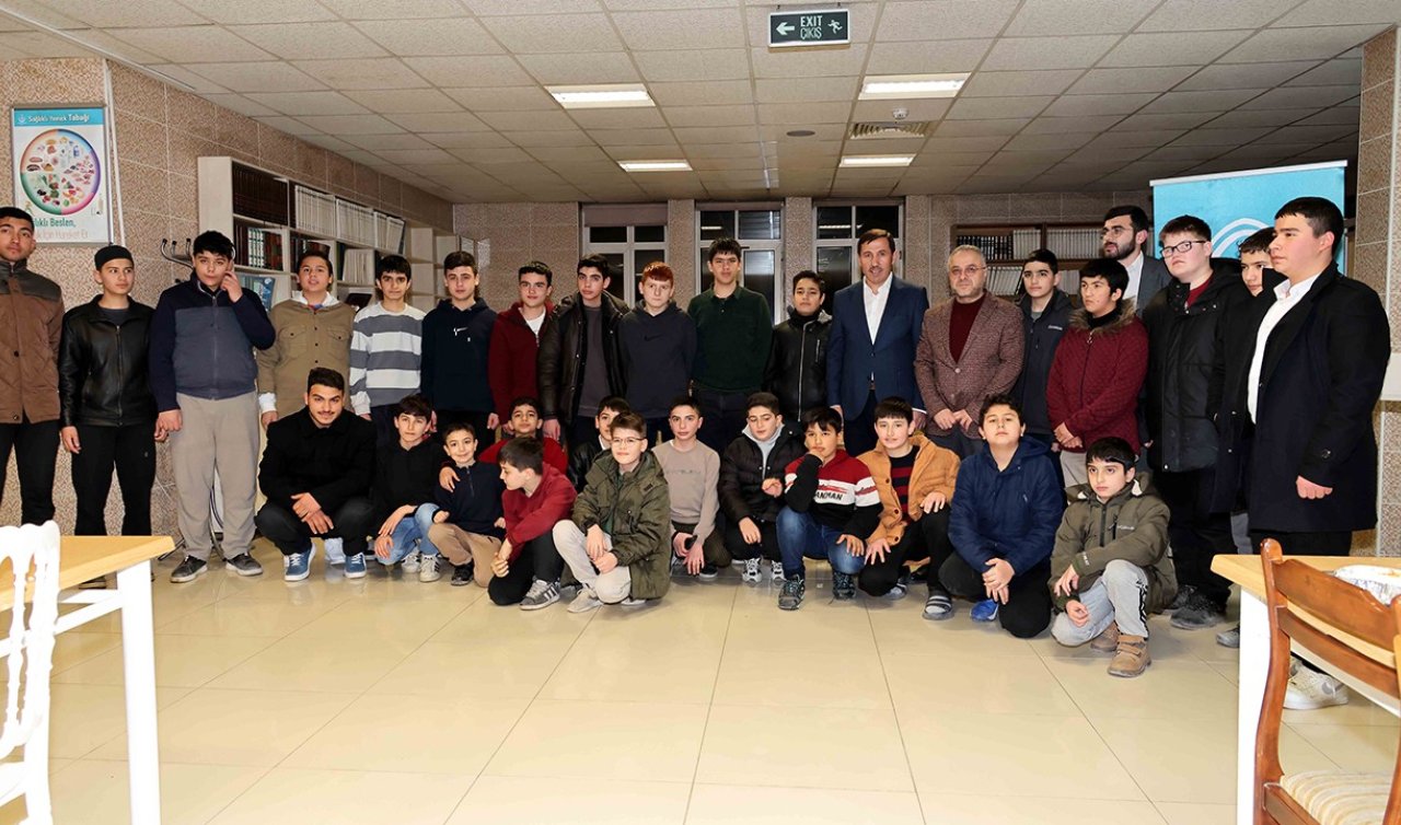 Başkan Hasan Kılca öğrencilerle iftar yaptı