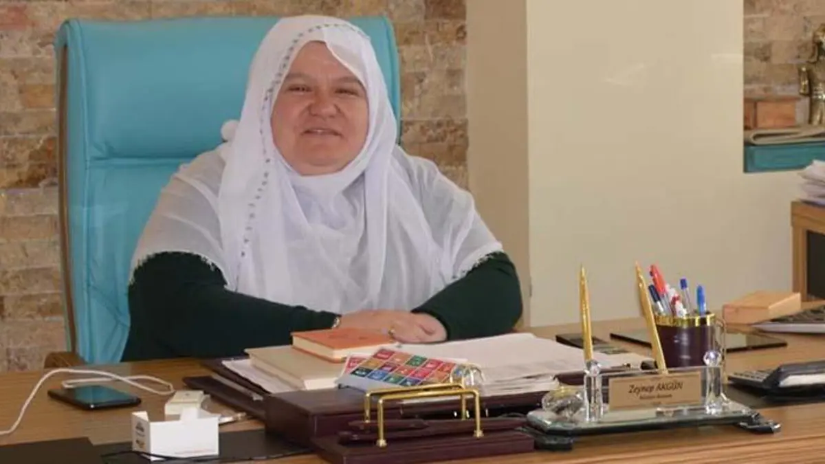 Mihalgazi Belediye Başkanı Zeynep Güneş’e kıyafeti için skandal sözlere tutuklama