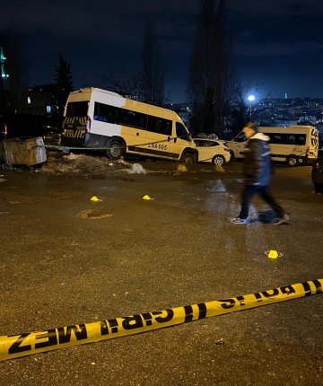 Uyuşturucu satıcılarına operasyon: Jandarmaya ateş açıldı