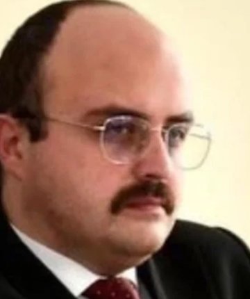 28 yaşındaki genç savcı kalbine yenik düştü