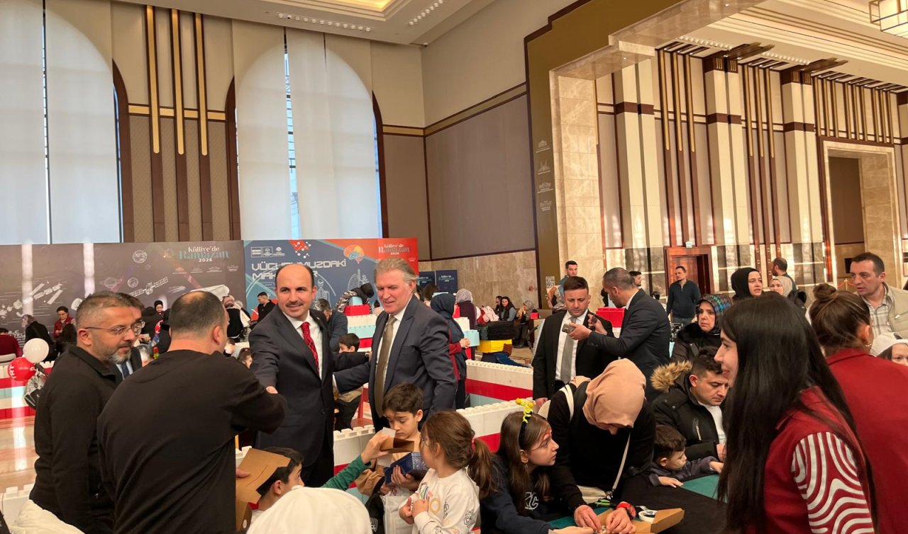 Başkan Altay “Külliye’de Ramazan“ Etkinliklerinde Yer Alan Konya Bilim Merkezi etkinlik alanında çocuklarla buluştu   