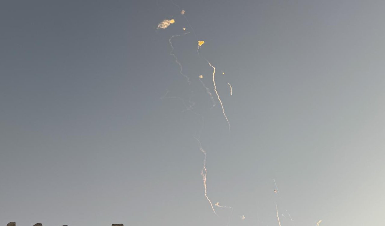 Katar Savunma Bakanlığı: İran’dan fırlatılan 13 balistik füze ve 4 İHA’ya müdahale edildi