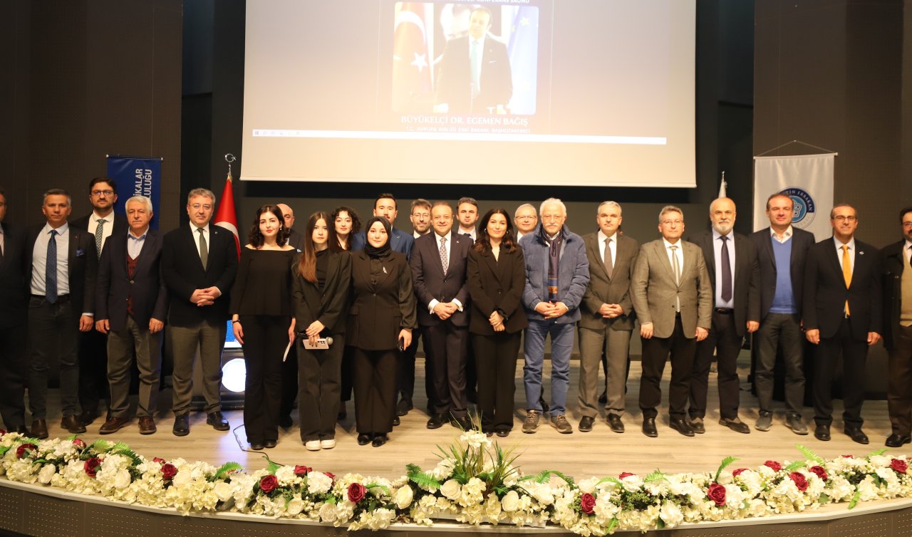 Büyükelçi Egemen Bağış NEÜ’de Türk Dış Politikasını değerlendirdi