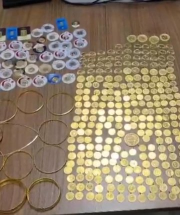 Dolandırdığı kişiden aldığı yüklü miktarda altınla kaçarken yakalandı