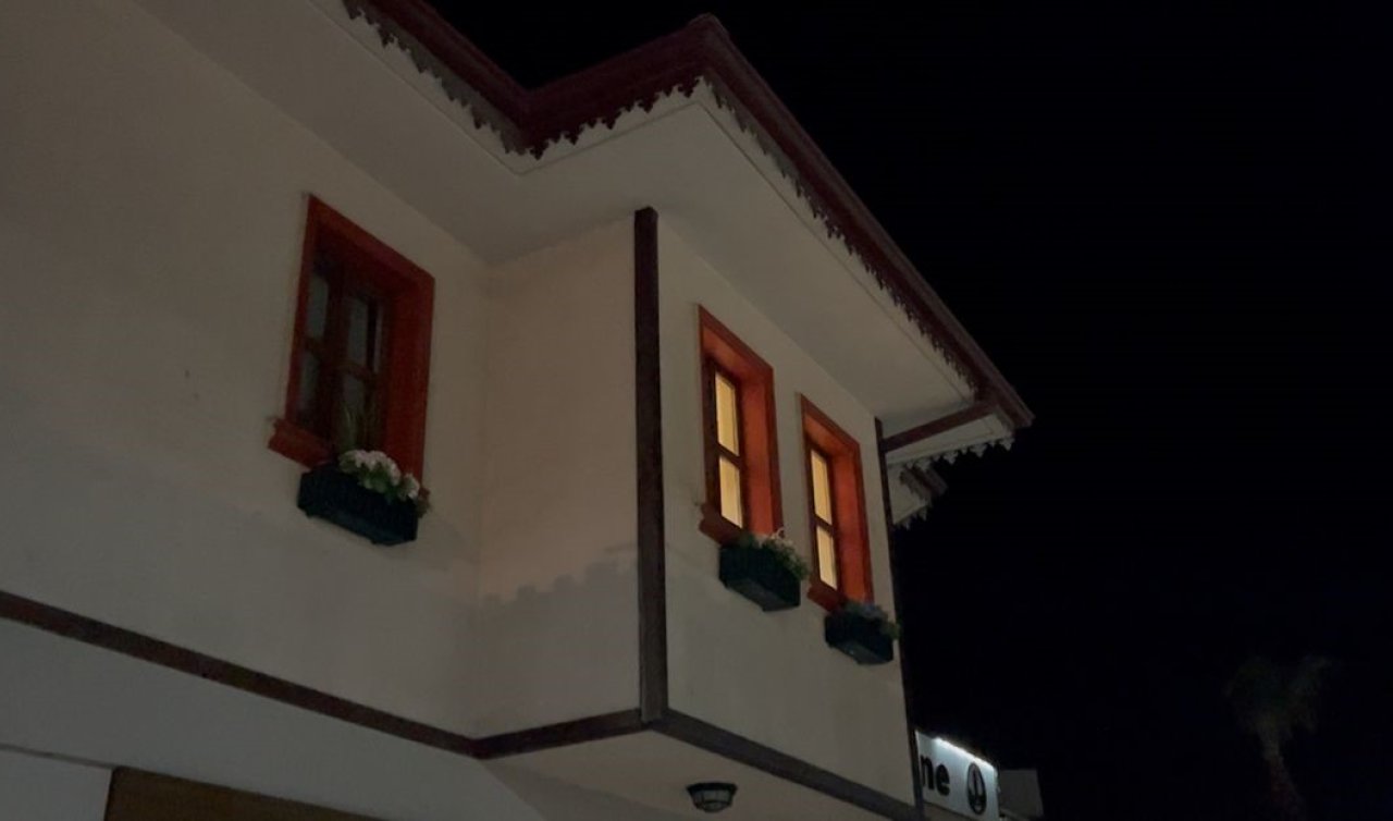 Bu mahallede davul çalanın başı belaya giriyor! Pilava pilava diye zillere basıyorlar