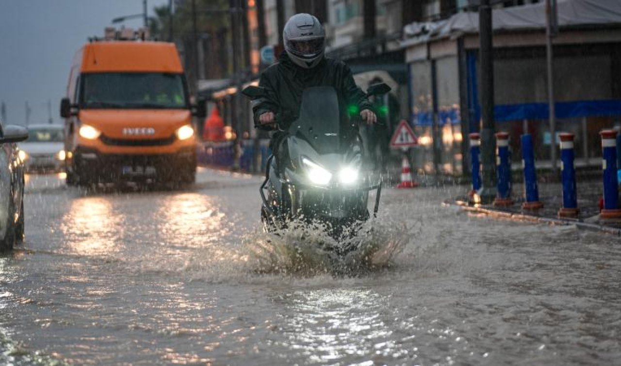 Sıcaklıklar düşüyor: Bayram yağışlı geçecek