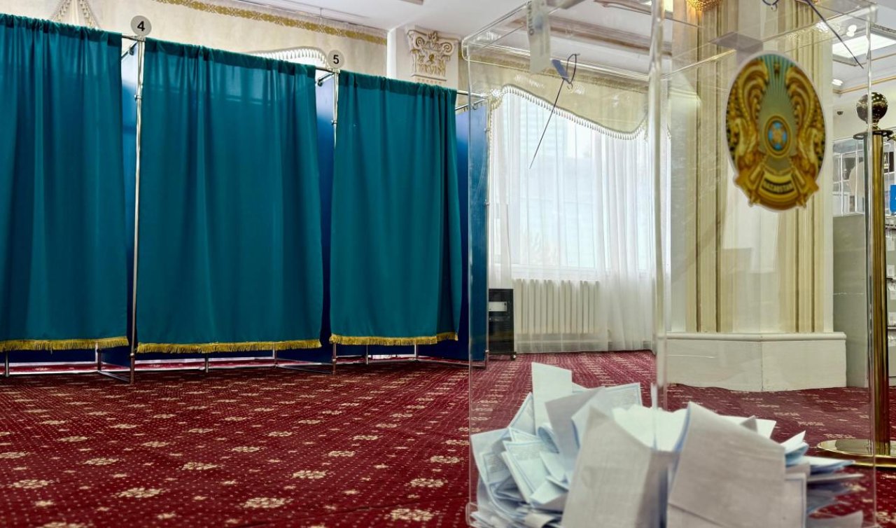 Kazakistan’da halk yeni anayasaya “evet’’ dedi 