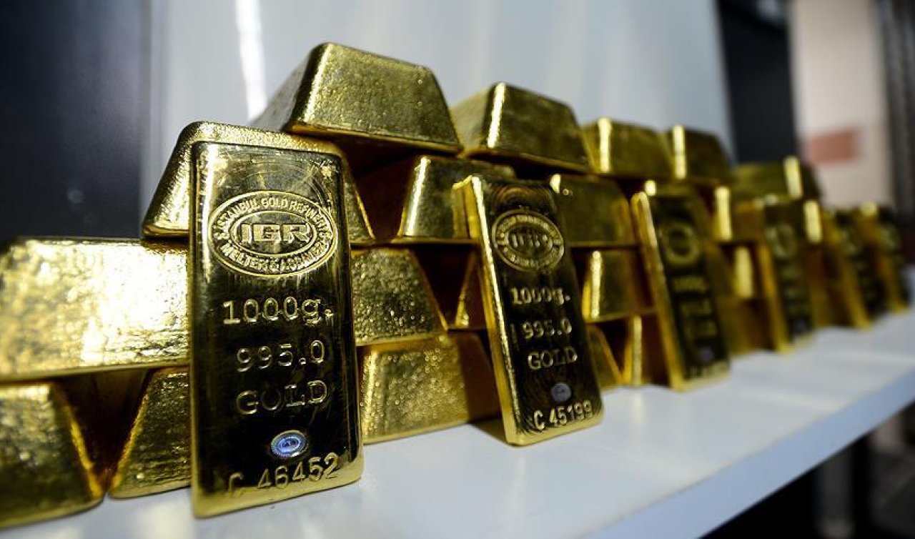 Altın bir ayın dibine yaklaştı, neden düşüyor?