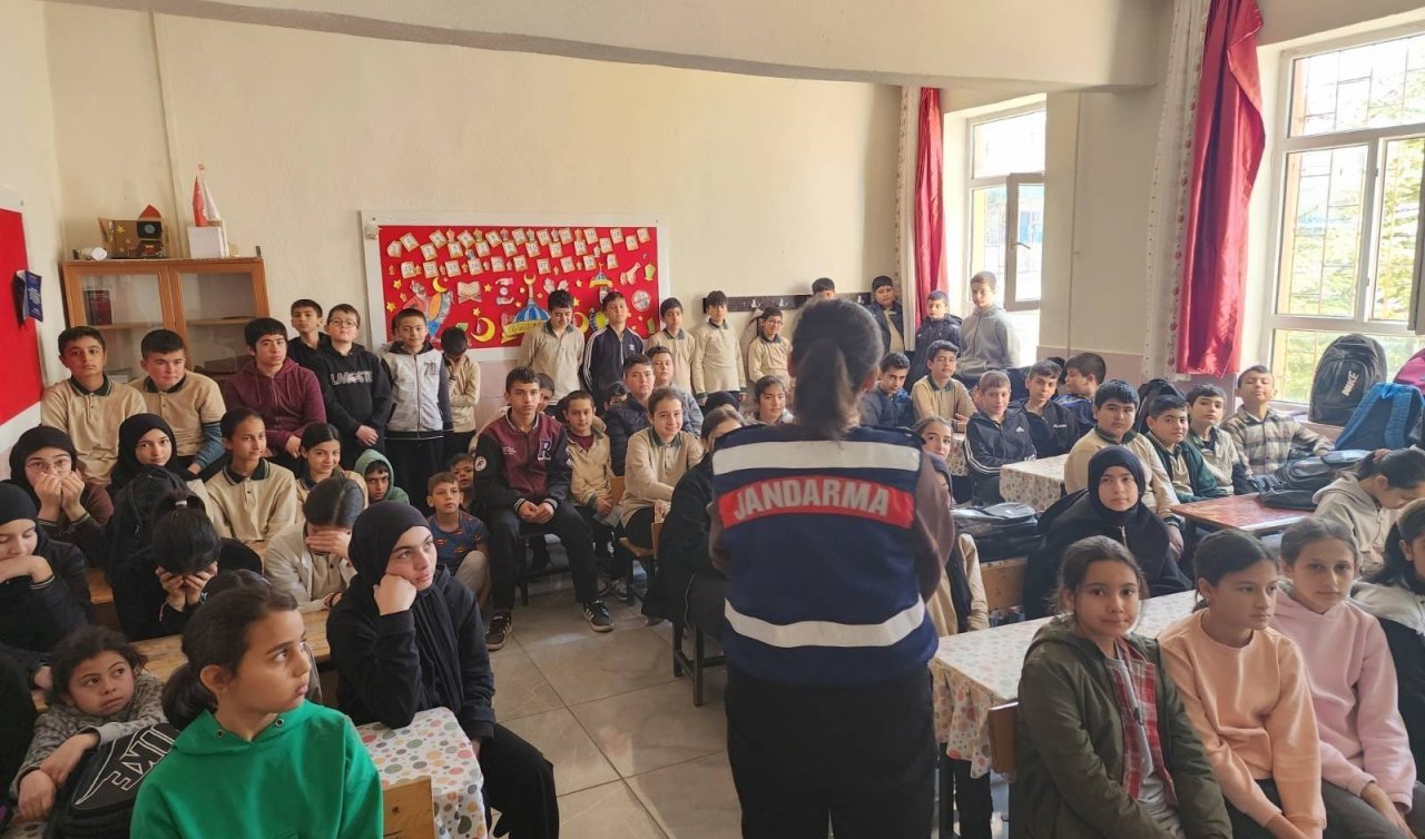 Konya’da jandarmadan siber farkındalık eğitimi