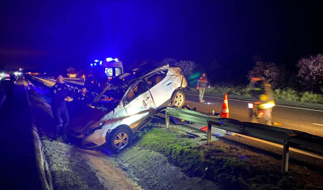 Otomobil SUV tipi araçla çarpıştı: 2 ölü 4 yaralı